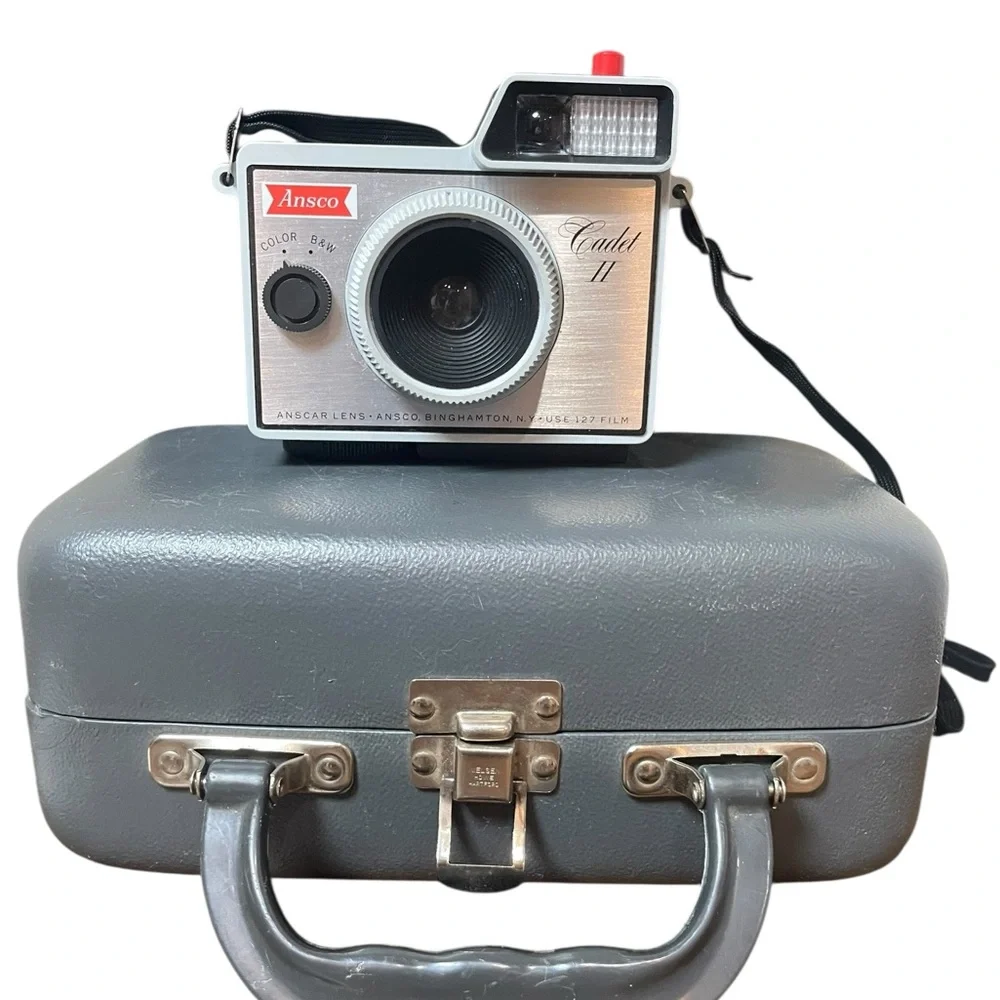 Vintage 1965 Ansco Cadet II Camera Set
